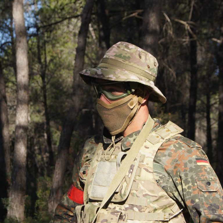 2 ALQUILER MATERIAL AIRSOFT